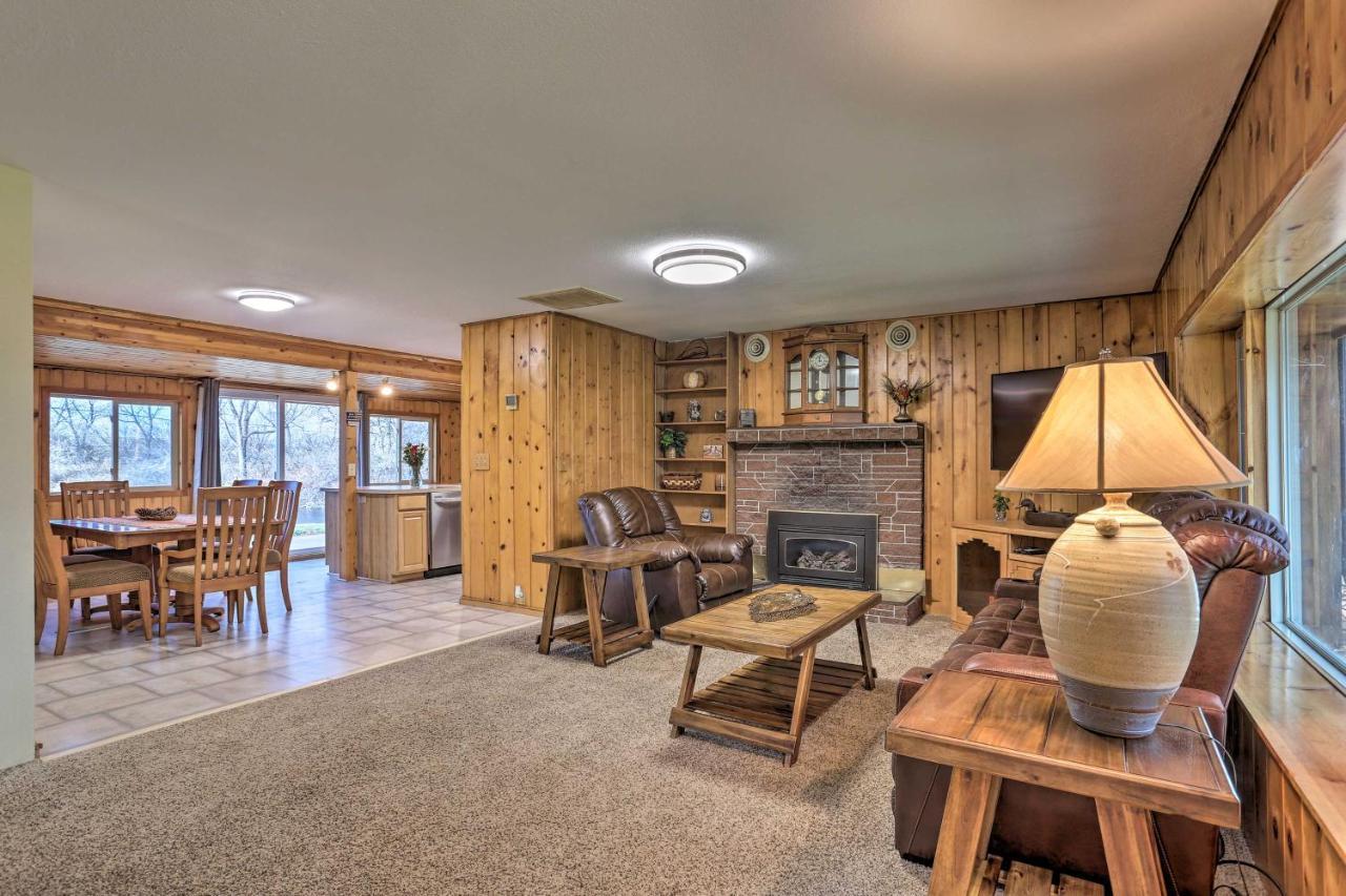 Rustic Spearfish Cabin On 12-Acre Trout Farm Exterior photo